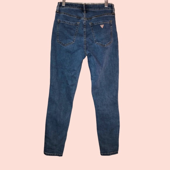 Mid Cropped GUESS Jeans - Picture 7 of 7